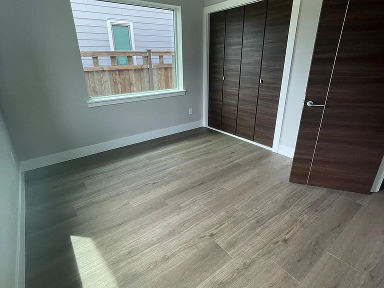 16555 SE Pleasant Valley Pkwy — Photo 9