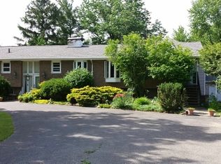 12 Venetian Vlg, Culver, IN 46511