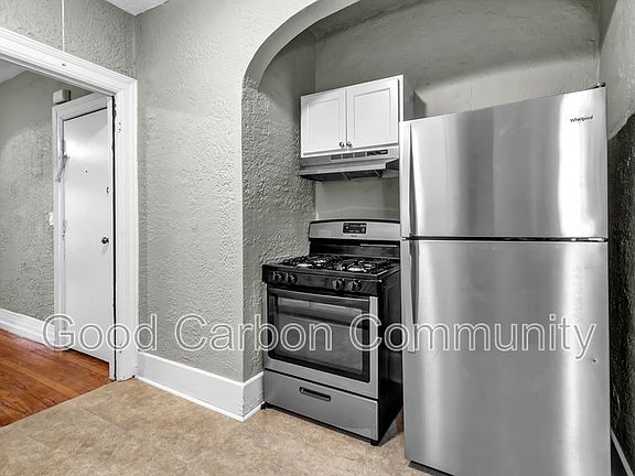 4th image of 135 Elmwood Ave #7