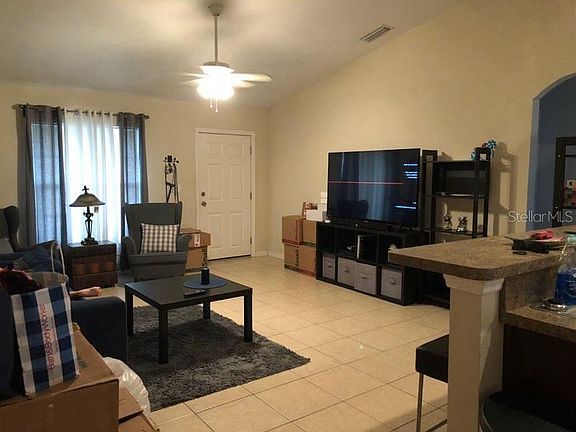 3rd image of 2909 Monarch Ave
