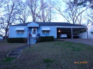 207 Oakland Dr, Natchez, MS 39120