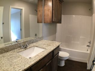 4300 Huntly Dr, Del City, OK 73115