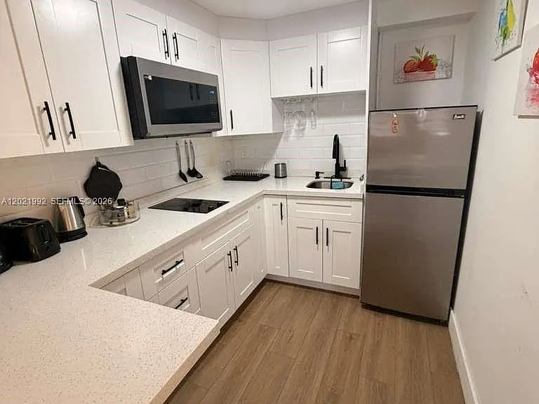 26 Diplomat Pkwy #2214 — Photo 6