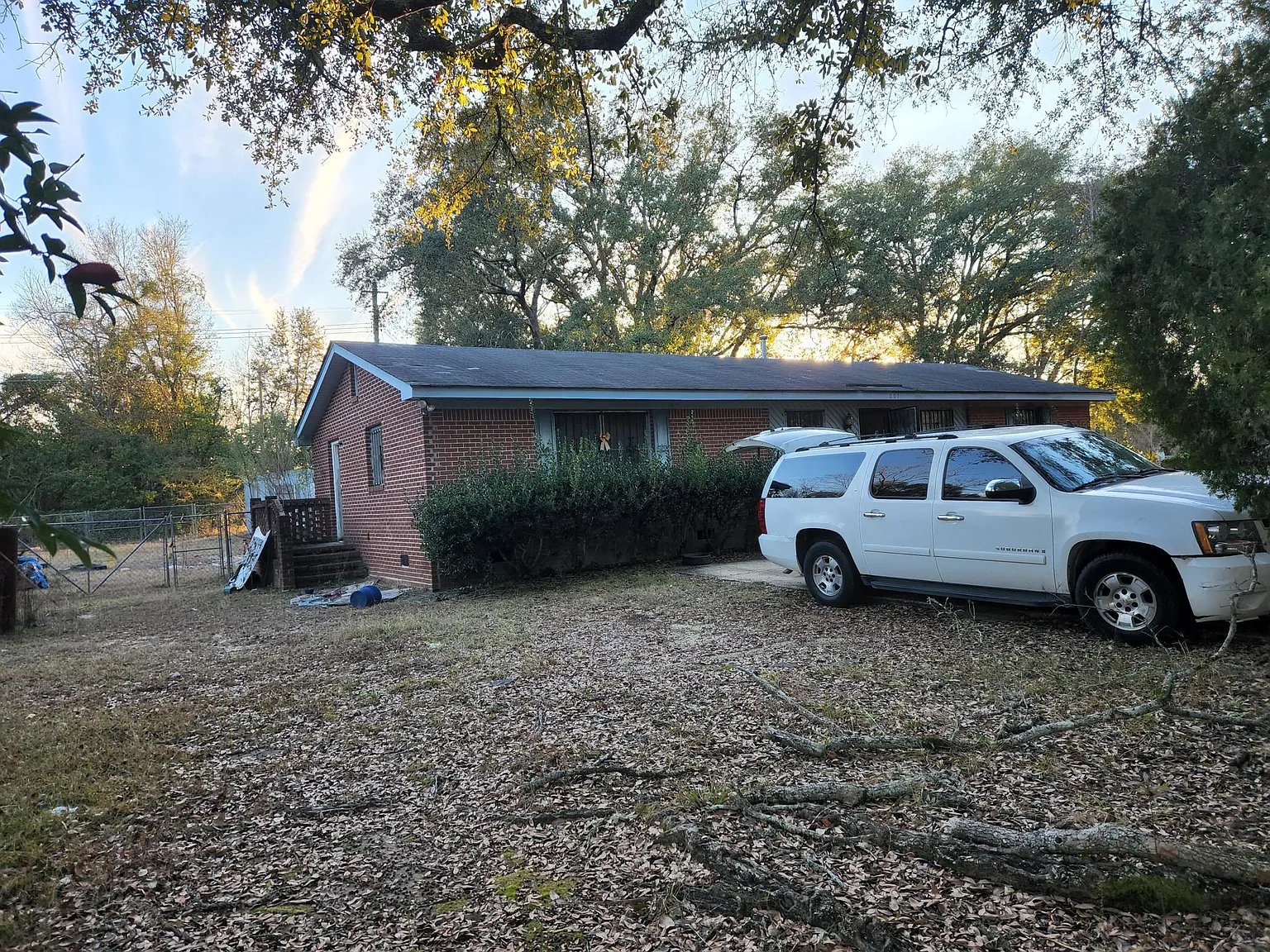 207 Independence Dr — Photo 3