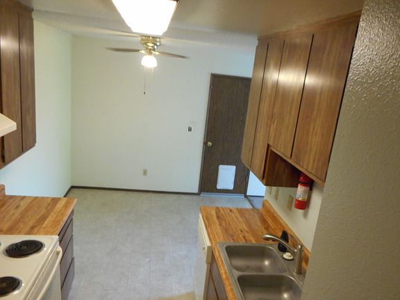 4th image of 2 Sunborg Ct