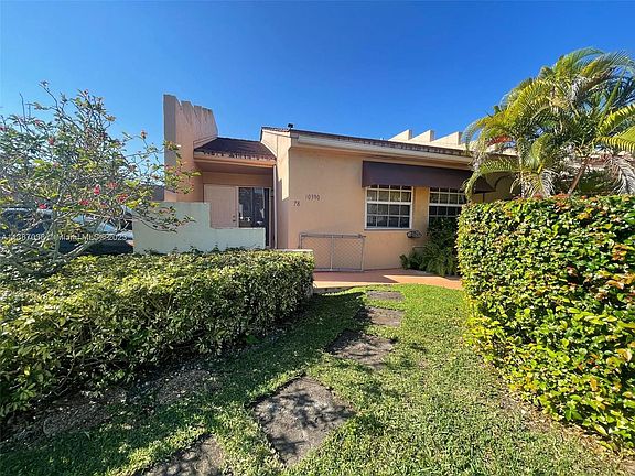 3rd image of 10390 SW 154th Pl #78