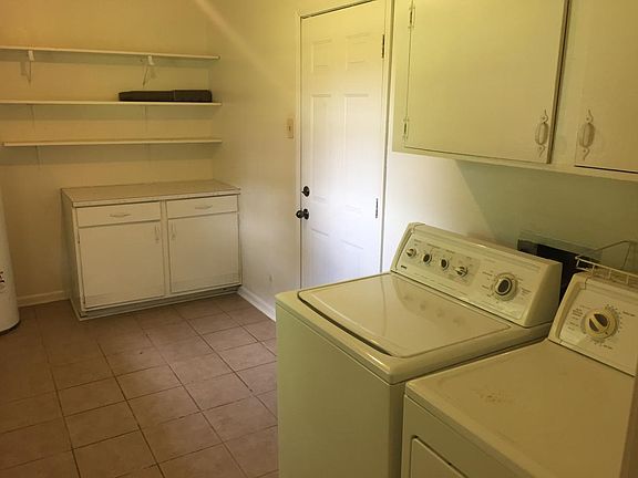 4th image of 1319 Harvard Dr
