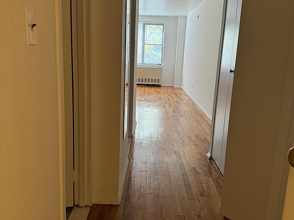 3rd image of 417 E 90th St APT 3C