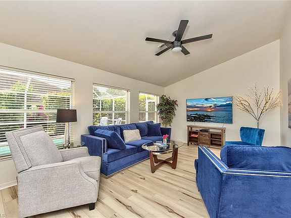 3rd image of 22030 Seashore Cir