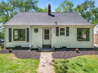 1231 Woodrow Dr, Kalamazoo, MI 49048