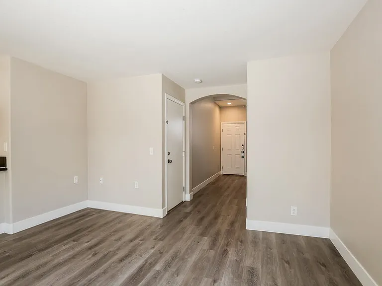 9205 Millikan Ave — Photo 6