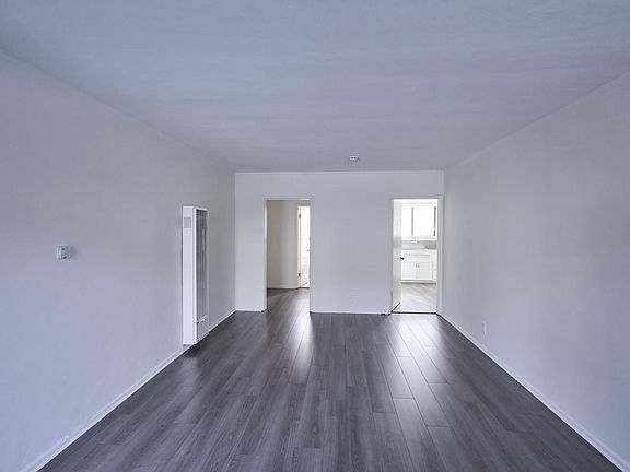 3rd image of 1251 N Crescent Heights Blvd #1/2