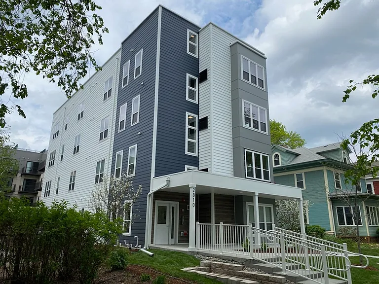 2810 Fremont Ave S — Photo 17