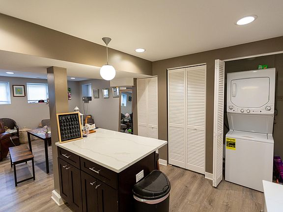 4th image of 3905 W Shakespeare Ave #G