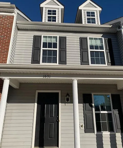 1665 Plexor Ln — Photo 1