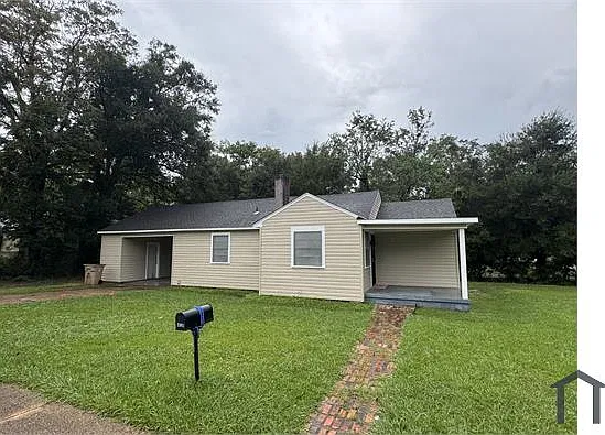 2001 Stockton Dr