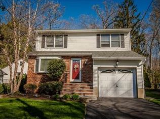 71 Watson Rd, Fanwood, NJ 07023