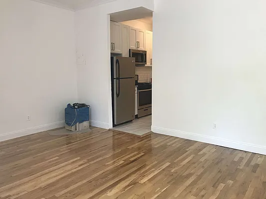 Rented by Sandra Ospina, Licensed Real Estate Broker | media 29