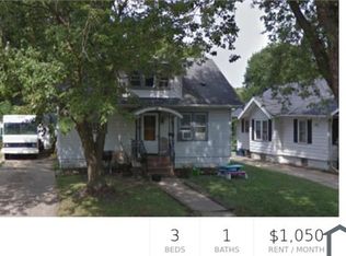 210 Bayliss Ave, Rockford, IL 61101
