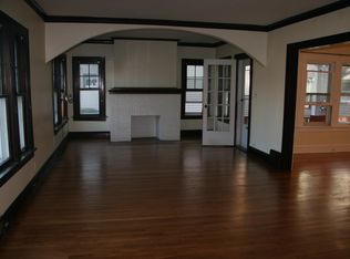 13485 Clifton Blvd, Lakewood, OH 44107