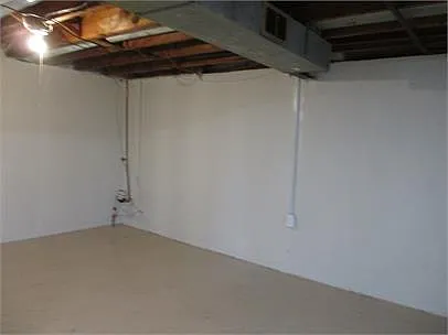 2505 Stieber St — Photo 8