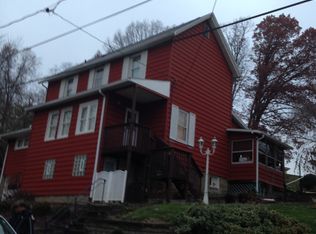 911 Cowan Ave, Jeannette, PA 15644
