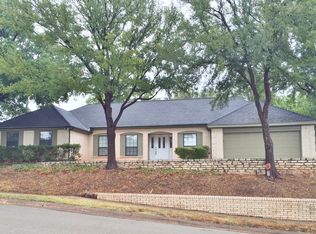 4303 Briar Cliff Dr, Wichita Falls, TX 76309