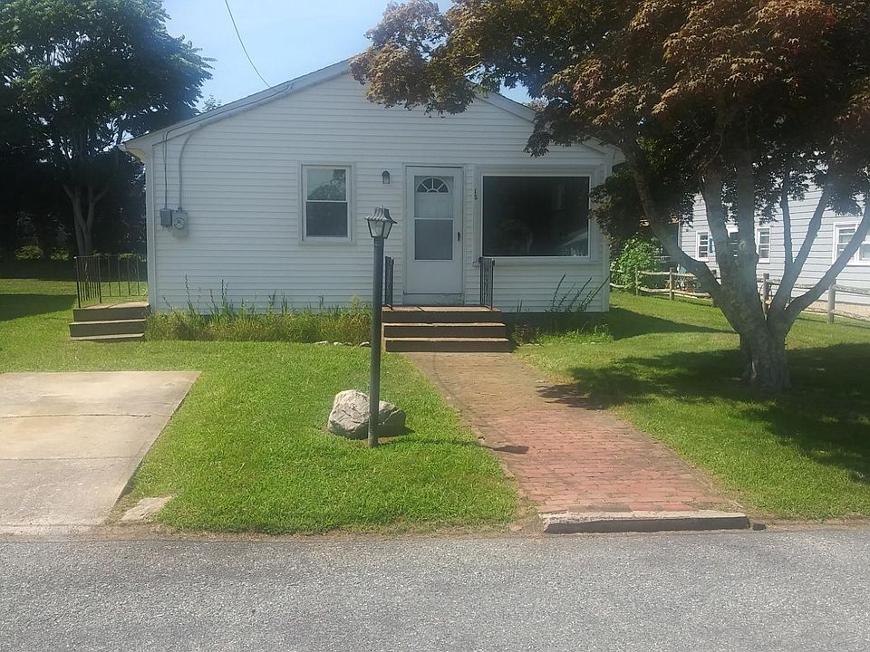 1st image of 13 Kathy Ann Dr
