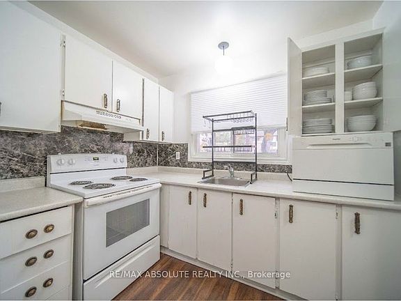 5th image of 16 Knollsbrook Dr #A