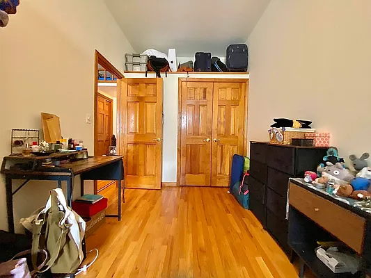 Rented by Oxford Property Group | media 6