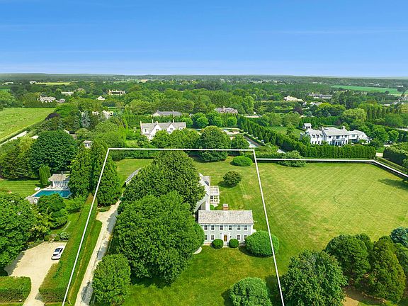 4th image of 454 Hedges Ln