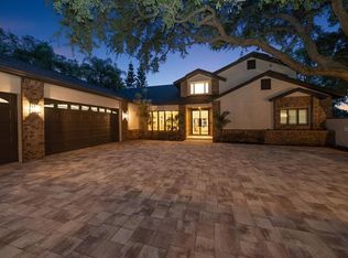 628 Bluff View Dr, Belleair Bluffs, FL 33770
