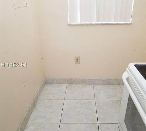 4th image of 9410 Poinciana Pl APT 305