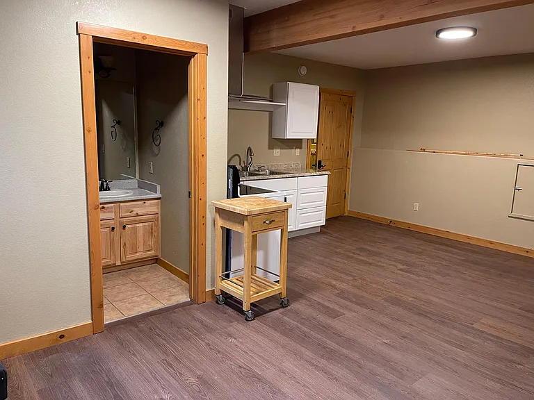 2058 Mockingbird Valley Ct — Photo 3