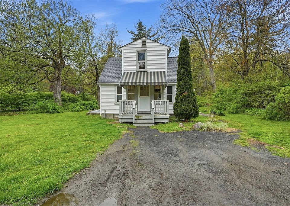 1st image of 8 Shutesbury Rd