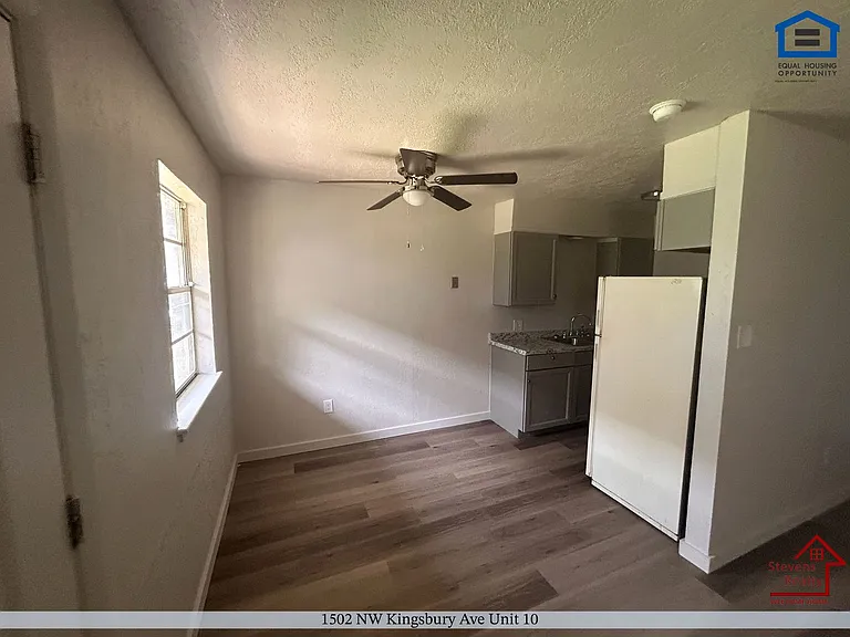 Amber Apartments — Photo 39