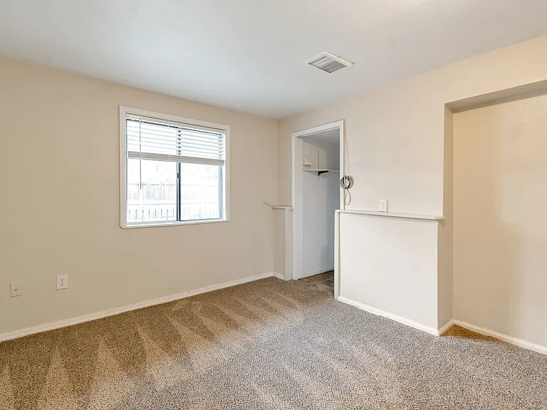 6901 Grandview Ave #B — Photo 11