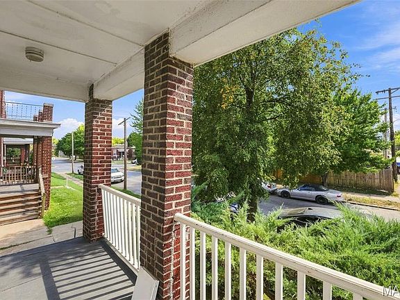 2nd image of 3549 Delor St