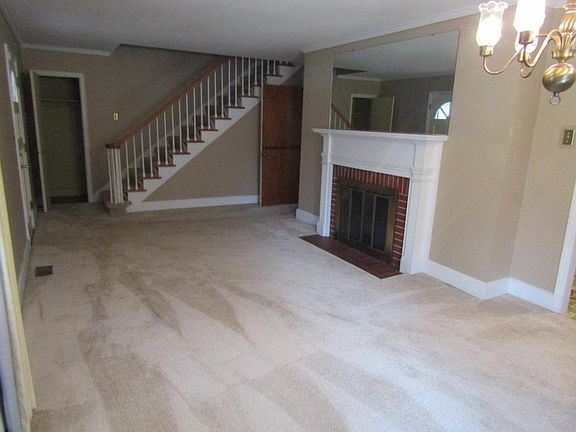2nd image of 240 Highland Ave