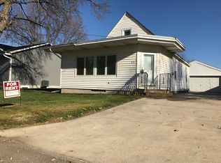 421 Main St, Hudson, IA 50643