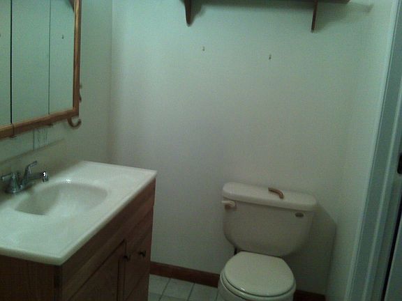 1st Floor Bathroom