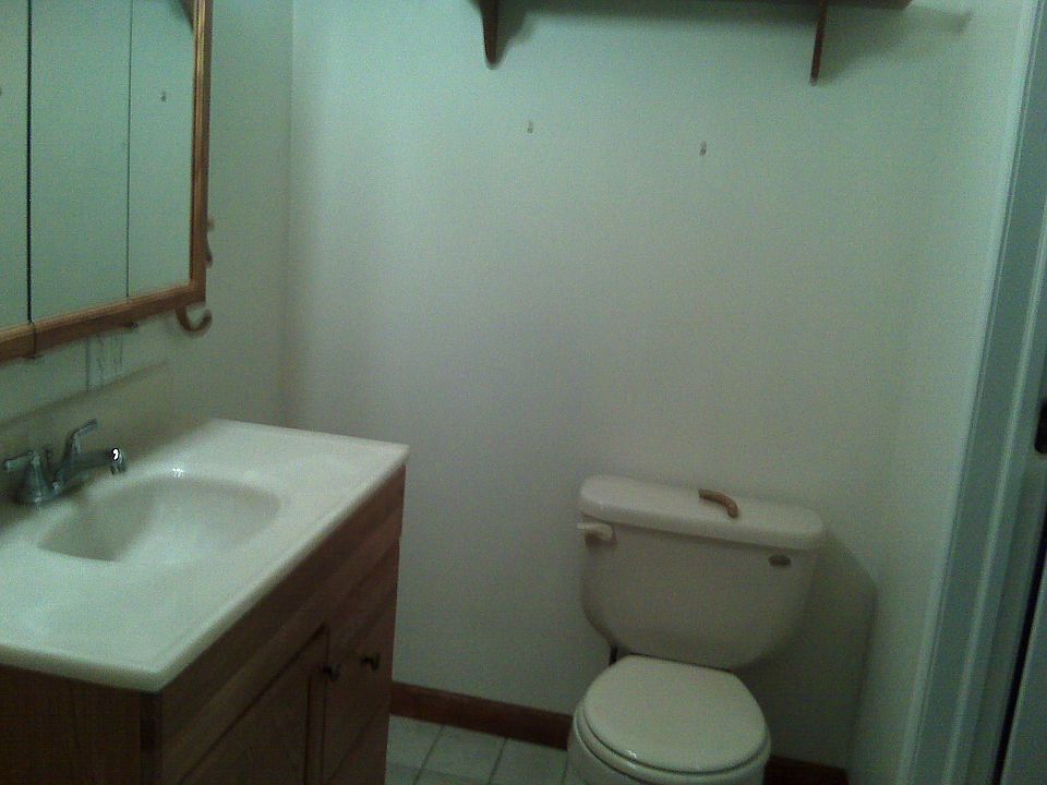 1st Floor Bathroom