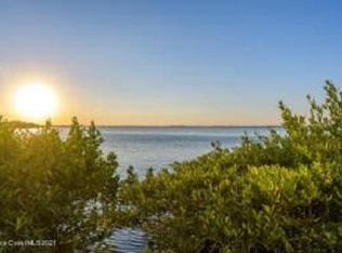 190 Seminole Ln APT 104, Cocoa Beach, FL 32931