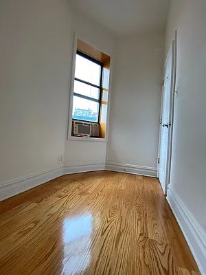 Rented by BRICK & GALO REALTY CORP | media 13