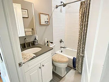 1st image of 319 Willow Ave #2
