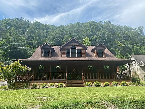 2nd image of 108 Billiter Dr