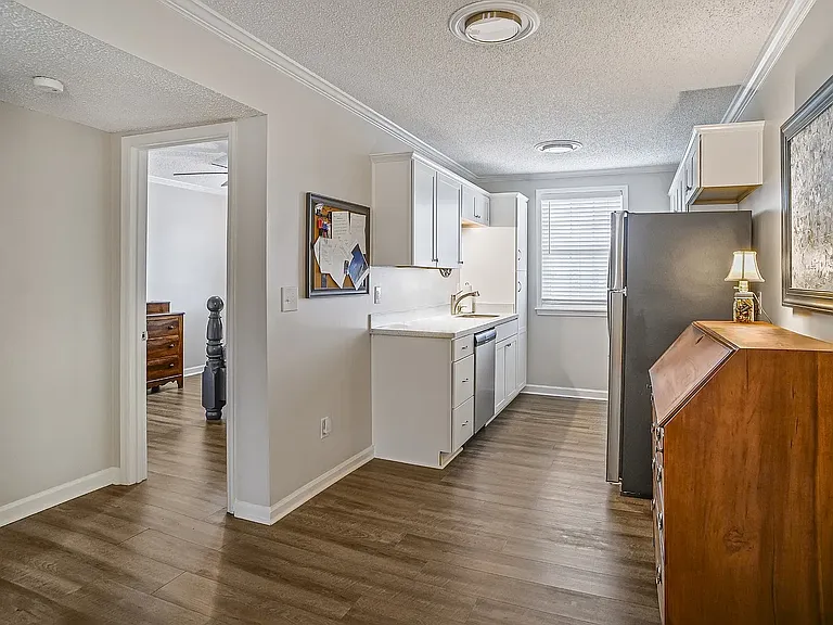 1301 Neelys Bend Rd #B14 — Photo 11