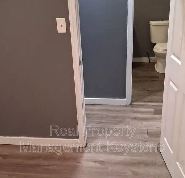 1834 Flagler St #1 — Photo 15