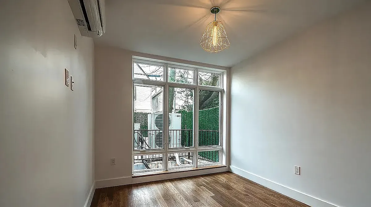 Building Photo - 1516 New York Ave #1D