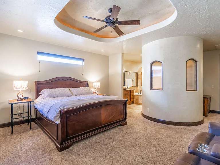 2732 S 4010 W — Photo 32